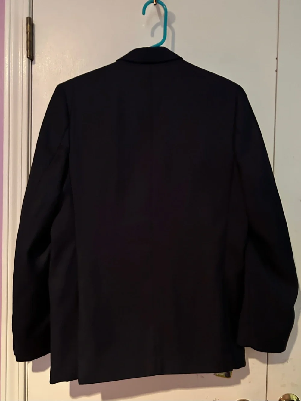 Boys dark navy 3-piece suit size 18.